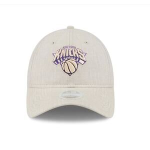 New Era 9Twenty New York Knicks NBA Cap Floral Limited Edition Strapback Hat